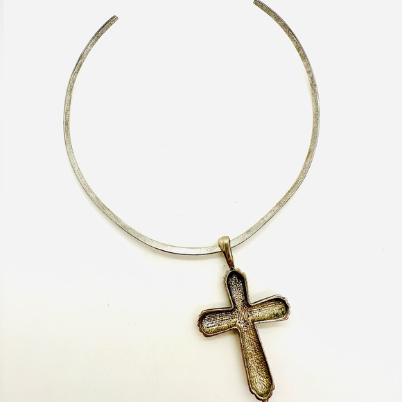 Modernist Silver Cross Pendant Collar Necklace - Picture 5 of 9